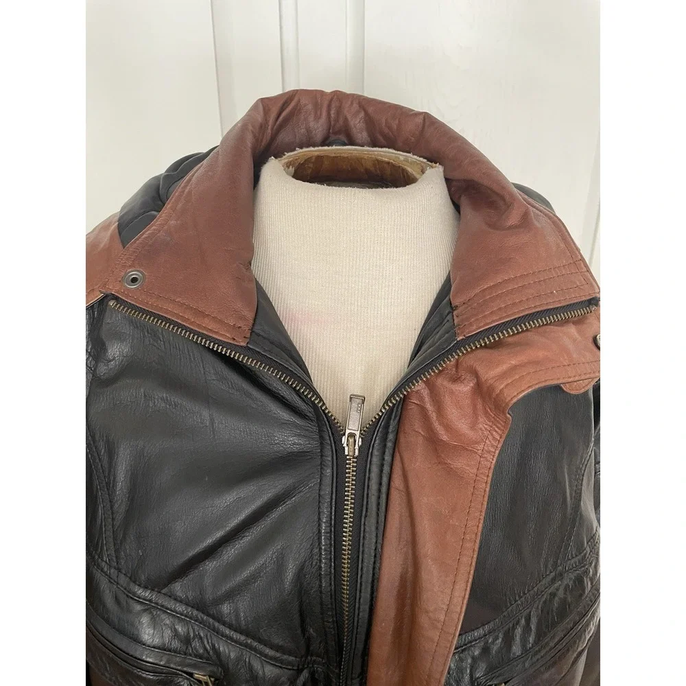 Vintage Wilson's Men's Black‎ Leather Thinsulate Hooded Jacket (1990s)